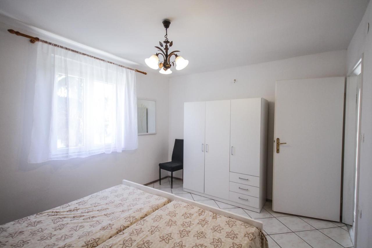 Apartment Tosca With Parking Rovinj Kültér fotó