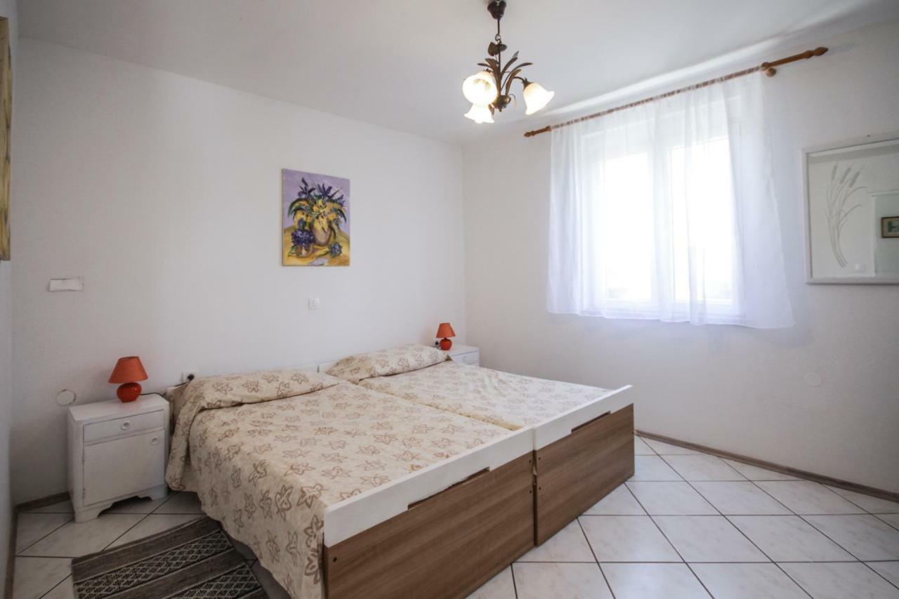 Apartment Tosca With Parking Rovinj Kültér fotó